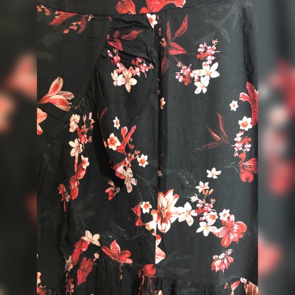 ✨FLOWERS PRINT BLACK WOMEN SKIRT - Picture 3 of 5
